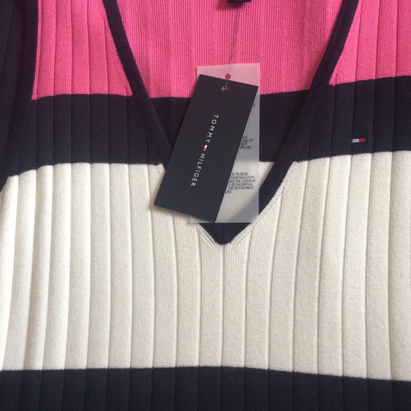 Dress - Picture 3 of 4